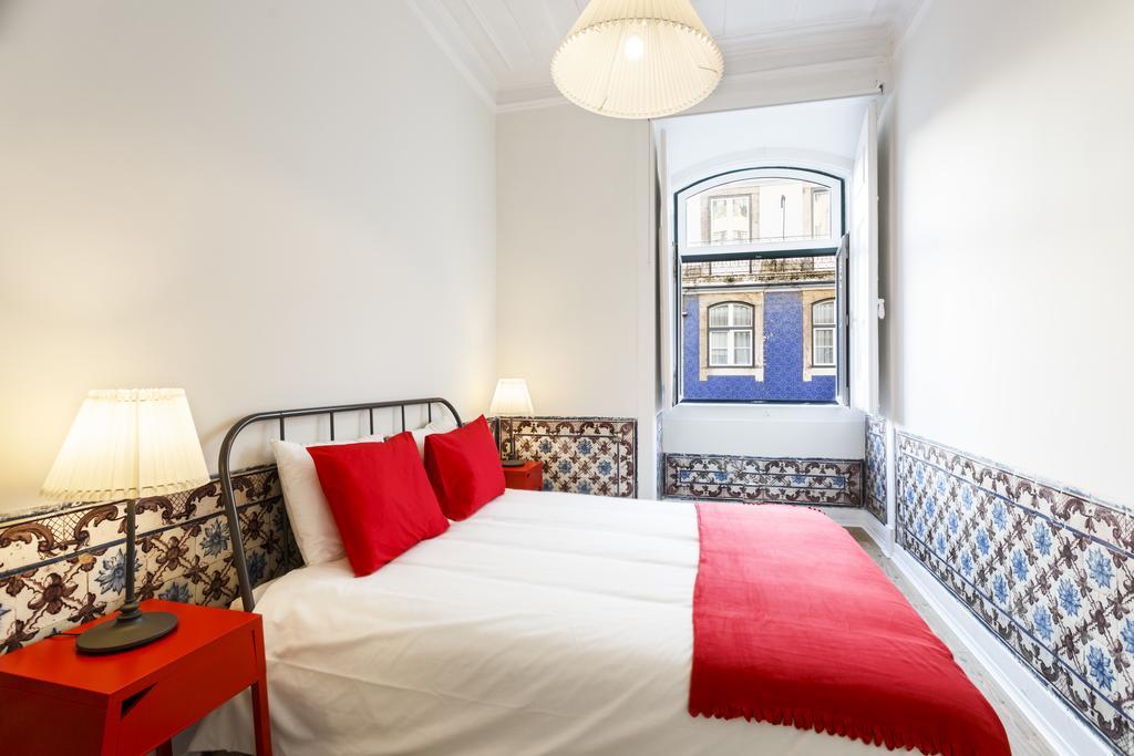 Whome | Fanqueiros Downtown Typical Apartment Lisbon Luaran gambar